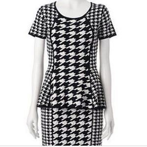 Elle collection peplum top Small